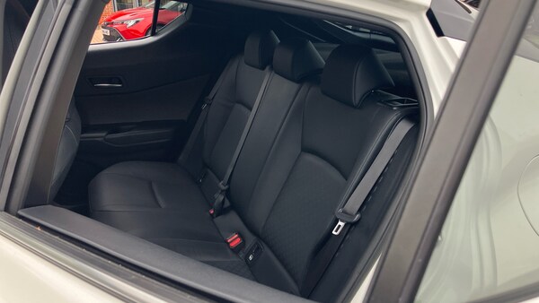 Used Toyota C-HR 2022 for sale - 76079681: Photo 42
