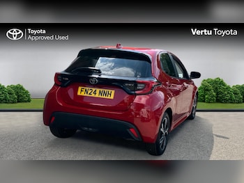 Used Toyota Yaris 2024 for sale - 79098023: Photo