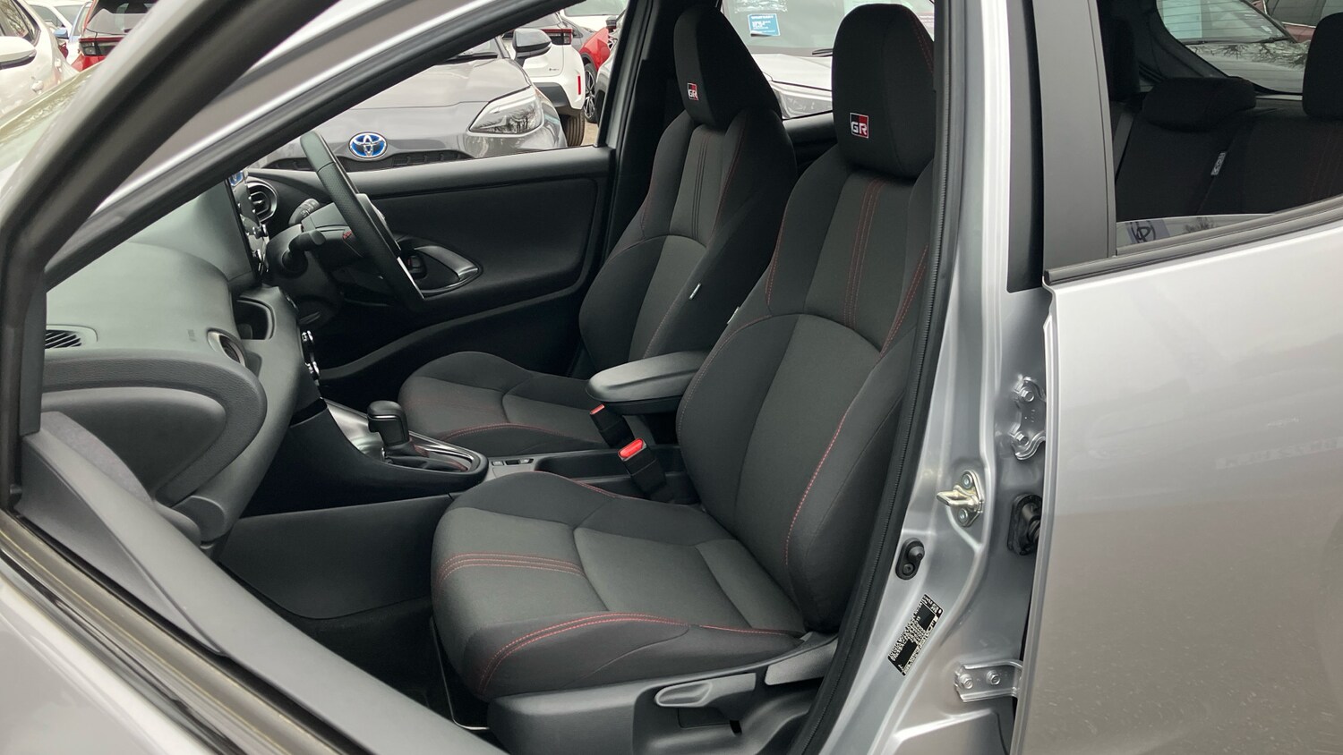 Used Toyota Yaris 2023 for sale - 77998213: Photo 39