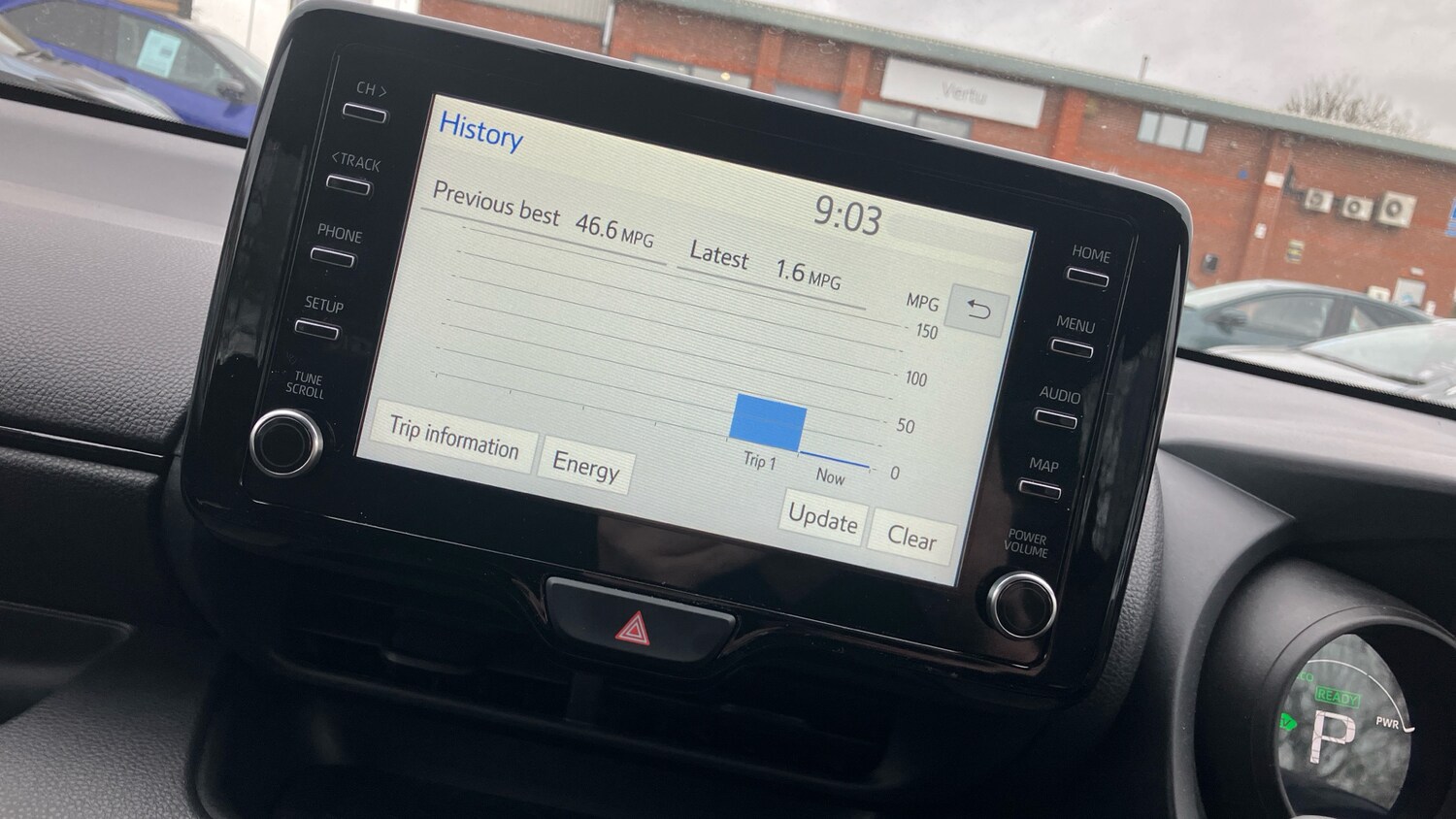 Used Toyota Yaris 2023 for sale - 77998213: Photo 51