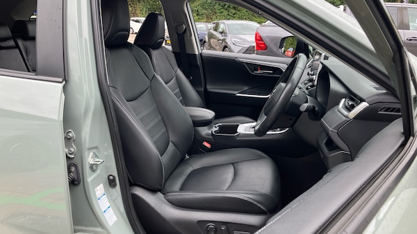 Used Toyota RAV4 2022 for sale - 76064080: Photo 39