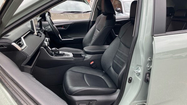 Used Toyota RAV4 2022 for sale - 76064080: Photo 43