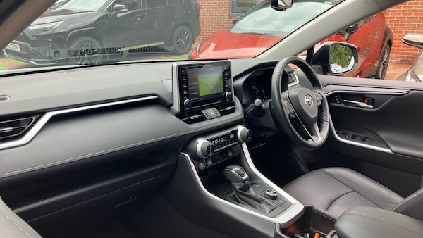 Used Toyota RAV4 2022 for sale - 76064080: Photo 44