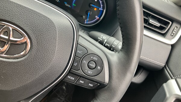 Used Toyota RAV4 2022 for sale - 76064080: Photo 48