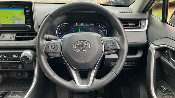 Used Toyota RAV4 2022 for sale - 76064080: Photo 6