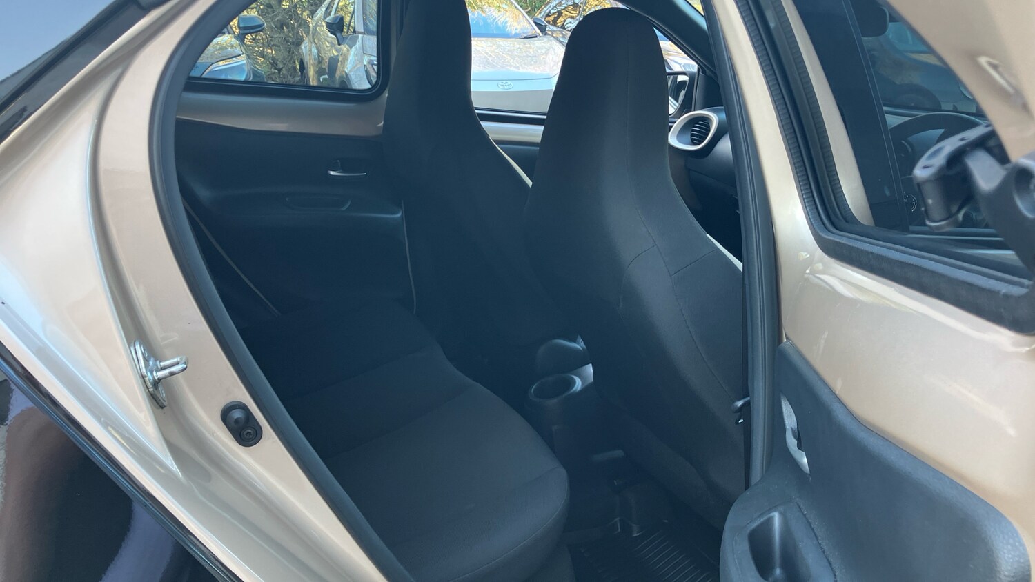 Used Toyota Aygo X 2023 for sale - 77759115: Photo 12