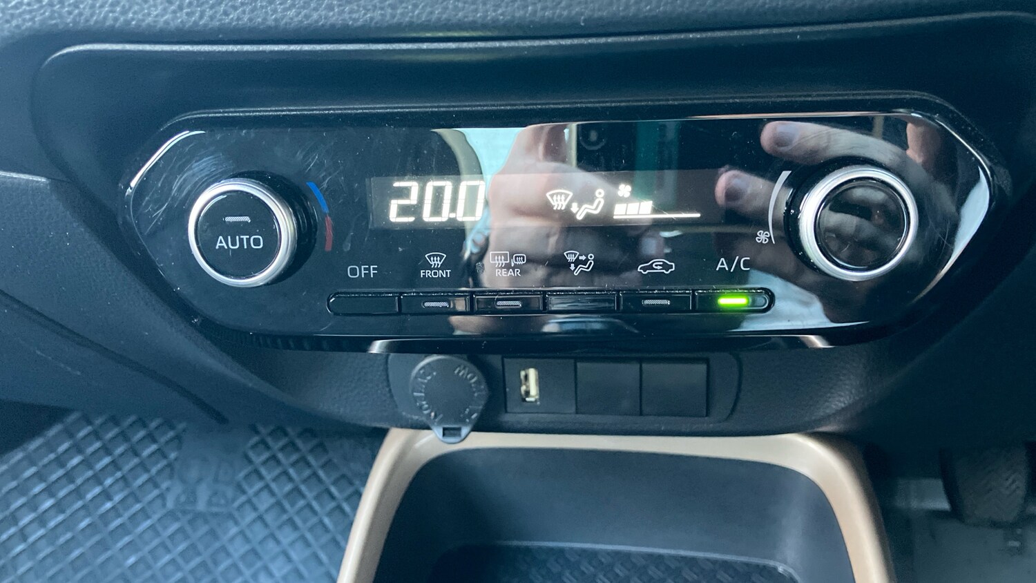 Used Toyota Aygo X 2023 for sale - 77759115: Photo 45