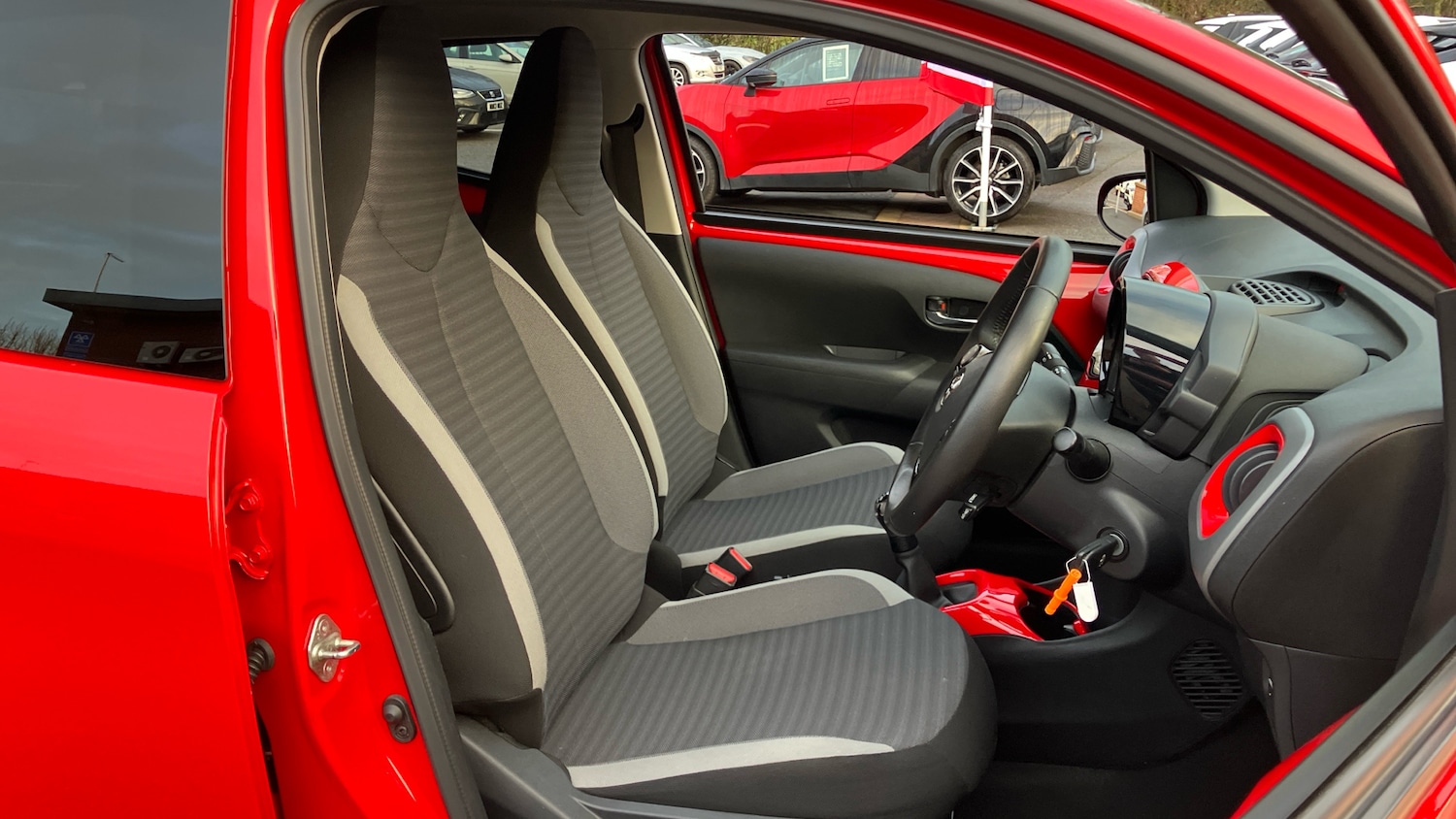 Used Toyota AYGO 2020 for sale - 77180651: Photo 34