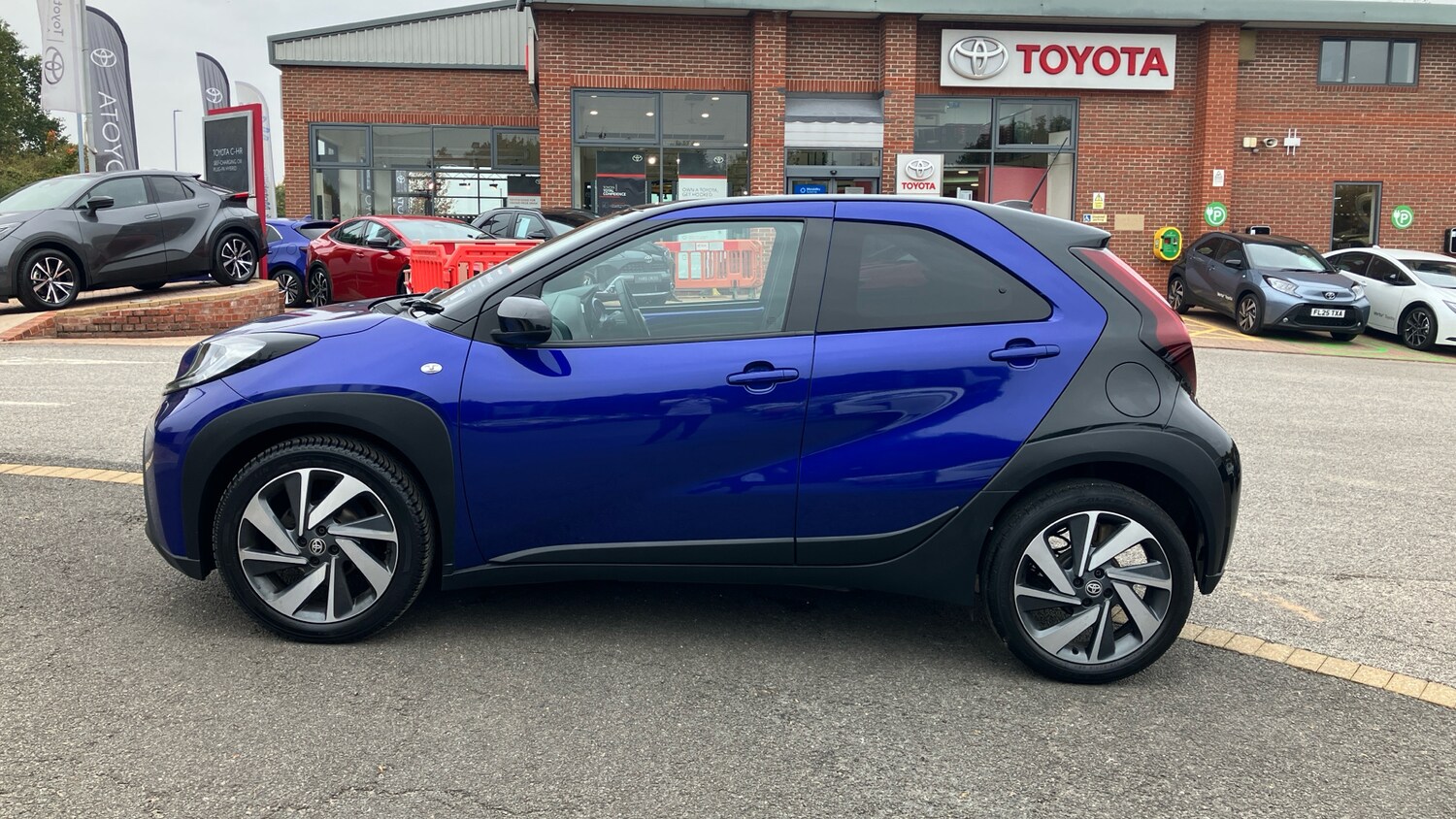 Used Toyota Aygo X 2022 for sale - 76222171: Photo 17