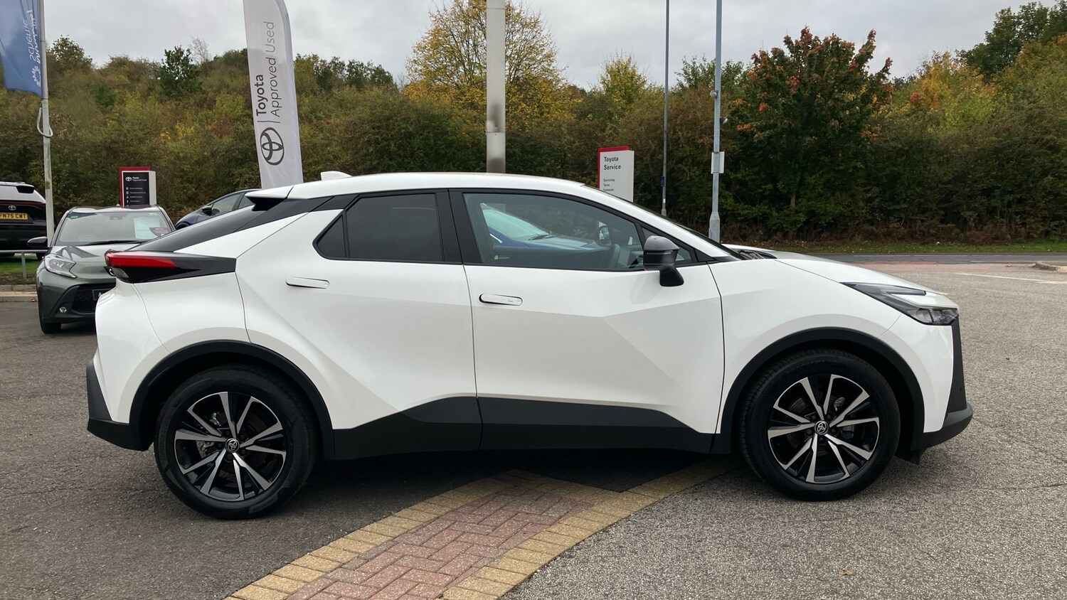 Used Toyota C-HR 2024 for sale - 76588514: Photo 16