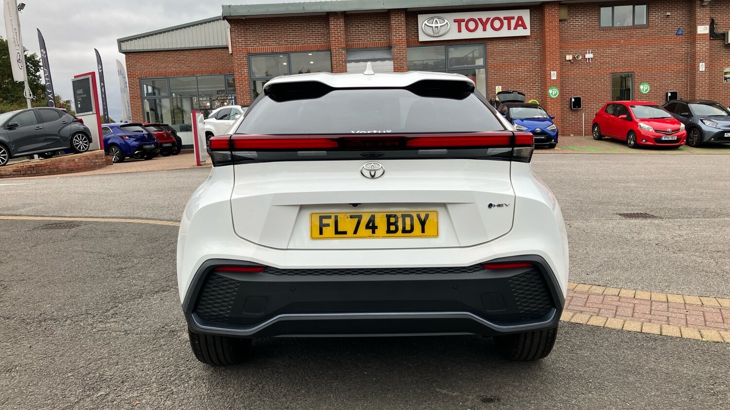 Used Toyota C-HR 2024 for sale - 76588514: Photo 19