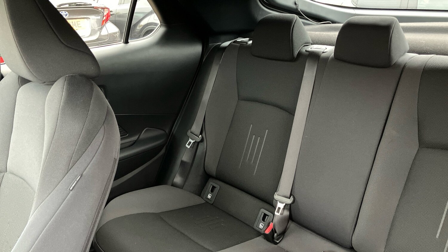 Used Toyota C-HR 2024 for sale - 76588514: Photo 20