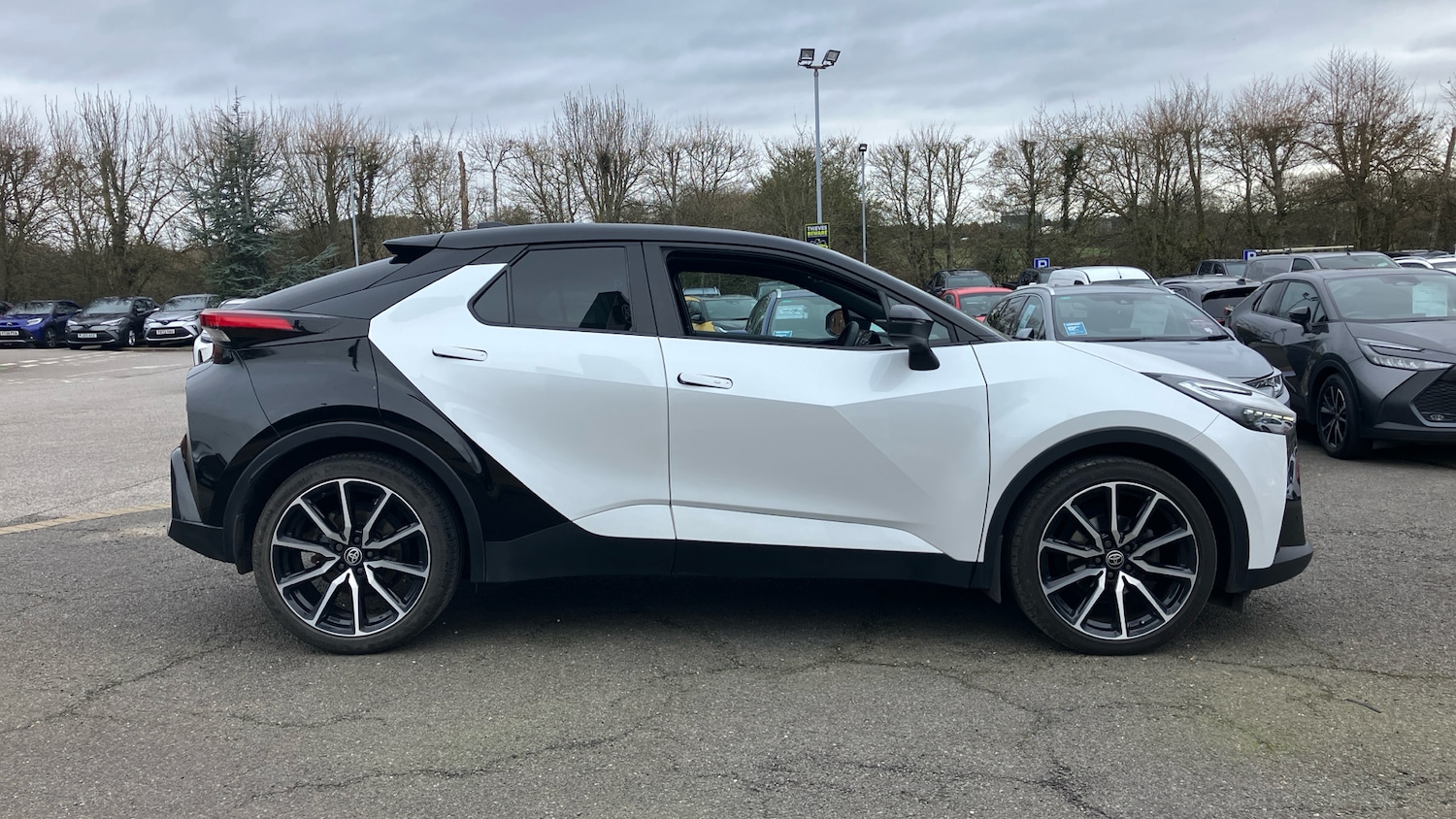 Used Toyota C-HR 2024 for sale - 77763375: Photo 16