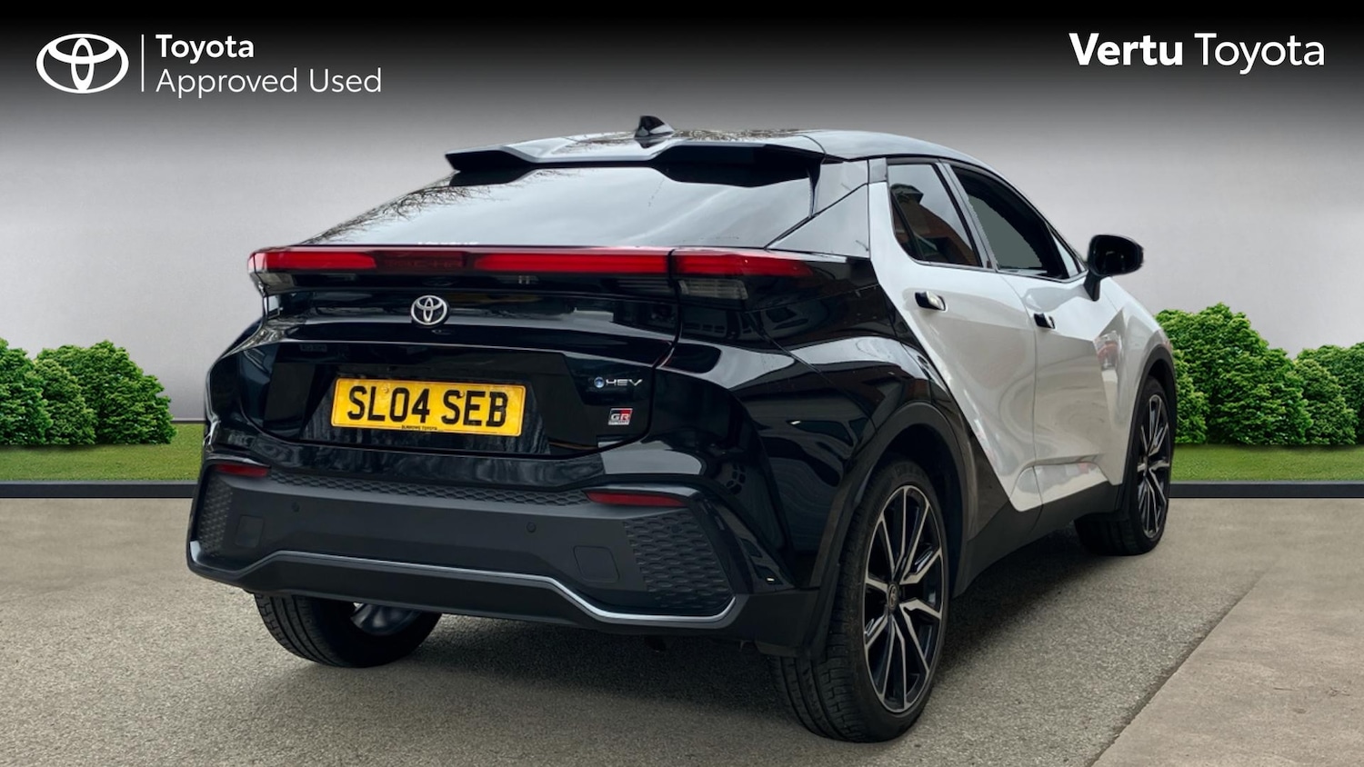 Used Toyota C-HR 2024 for sale - 77763375: Photo 2