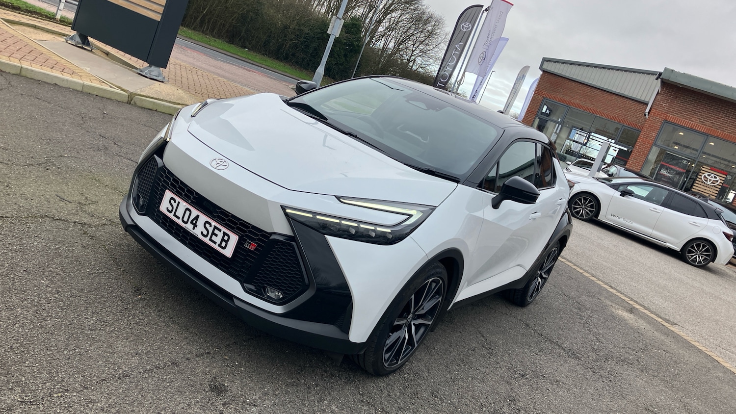 Used Toyota C-HR 2024 for sale - 77763375: Photo 29