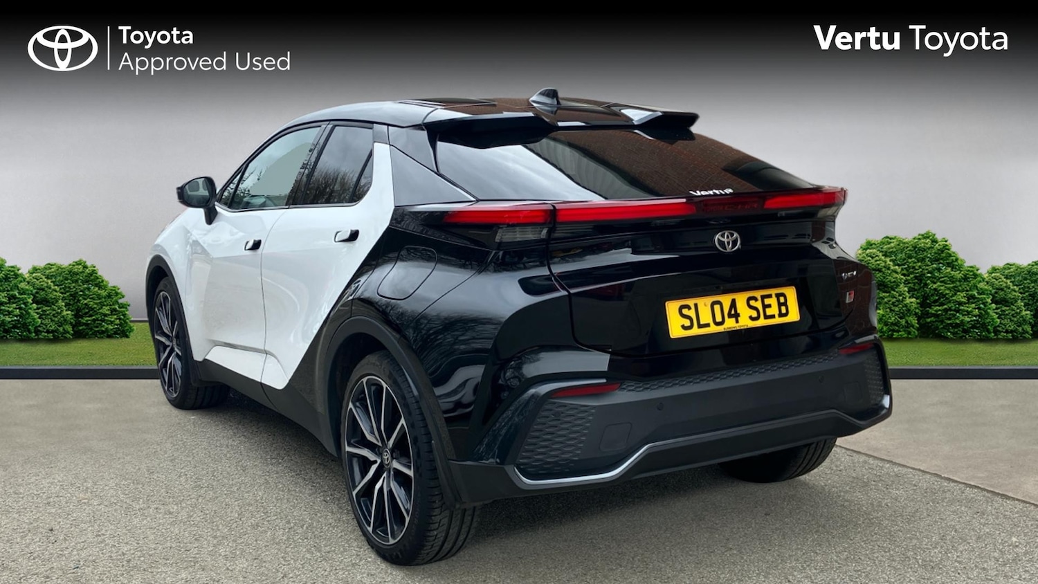 Used Toyota C-HR 2024 for sale - 77763375: Photo 4