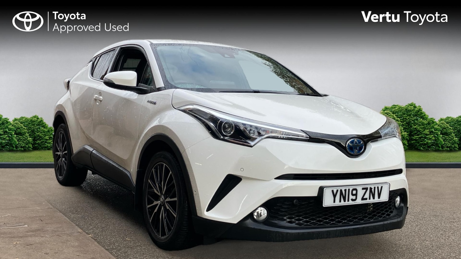 Used Toyota C-HR 2019 for sale - 76531330: Photo 1