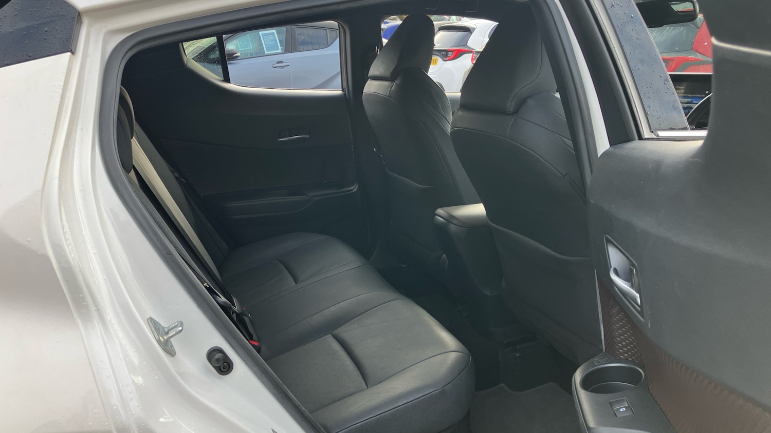 Used Toyota C-HR 2019 for sale - 76531330: Photo 12