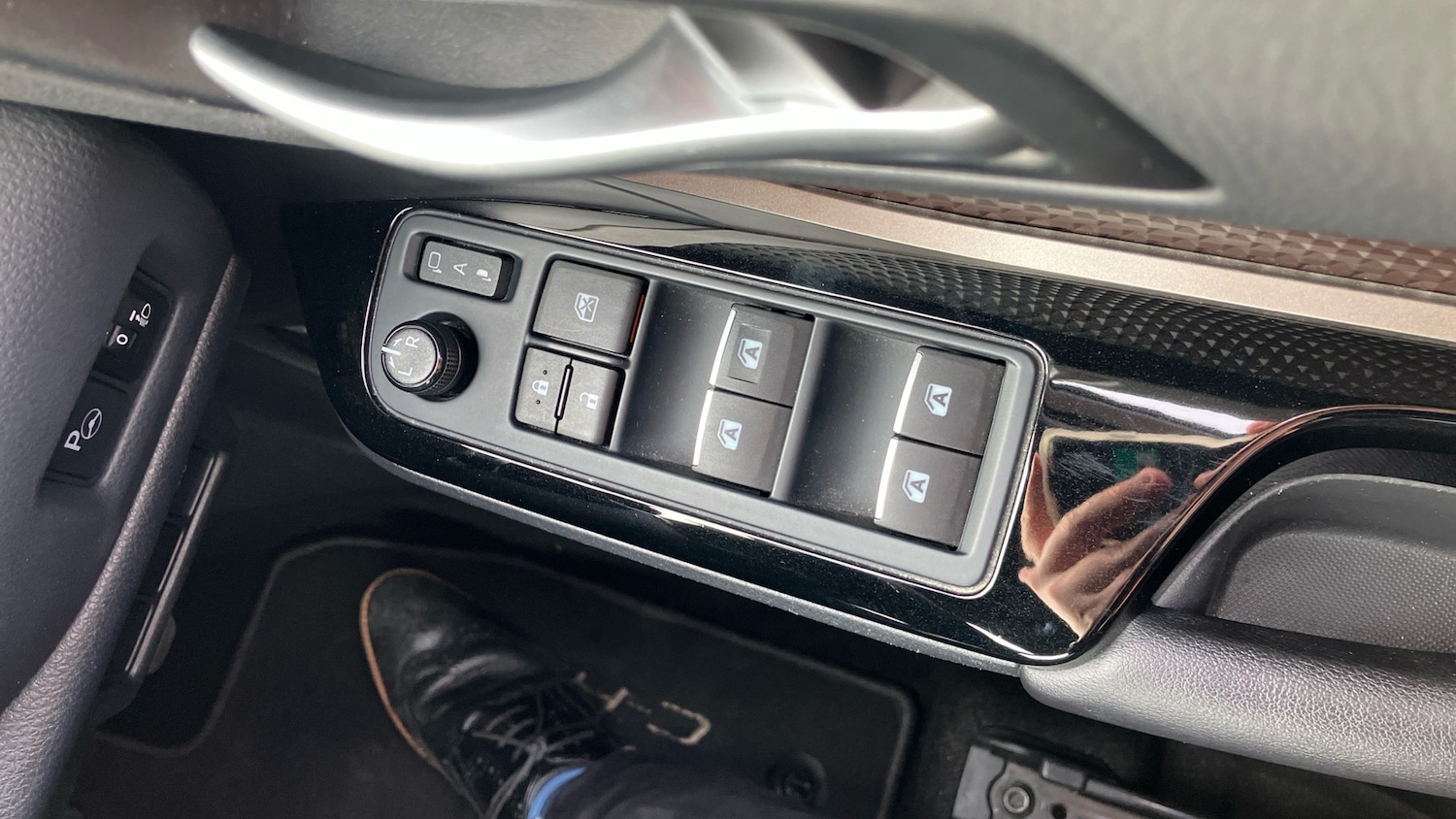 Used Toyota C-HR 2019 for sale - 76531330: Photo 48