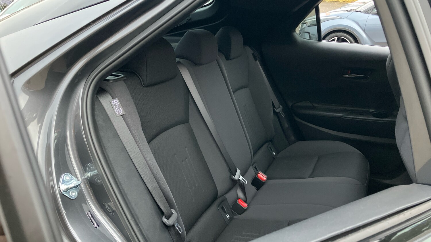 Used Toyota C-HR 2025 for sale - 77760497: Photo 40