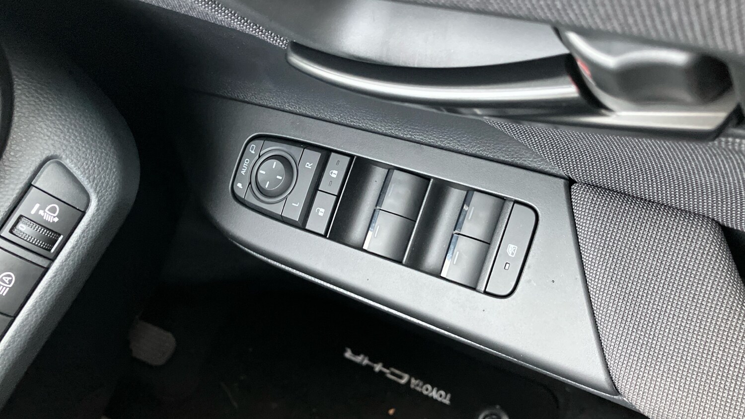 Used Toyota C-HR 2025 for sale - 77760497: Photo 48