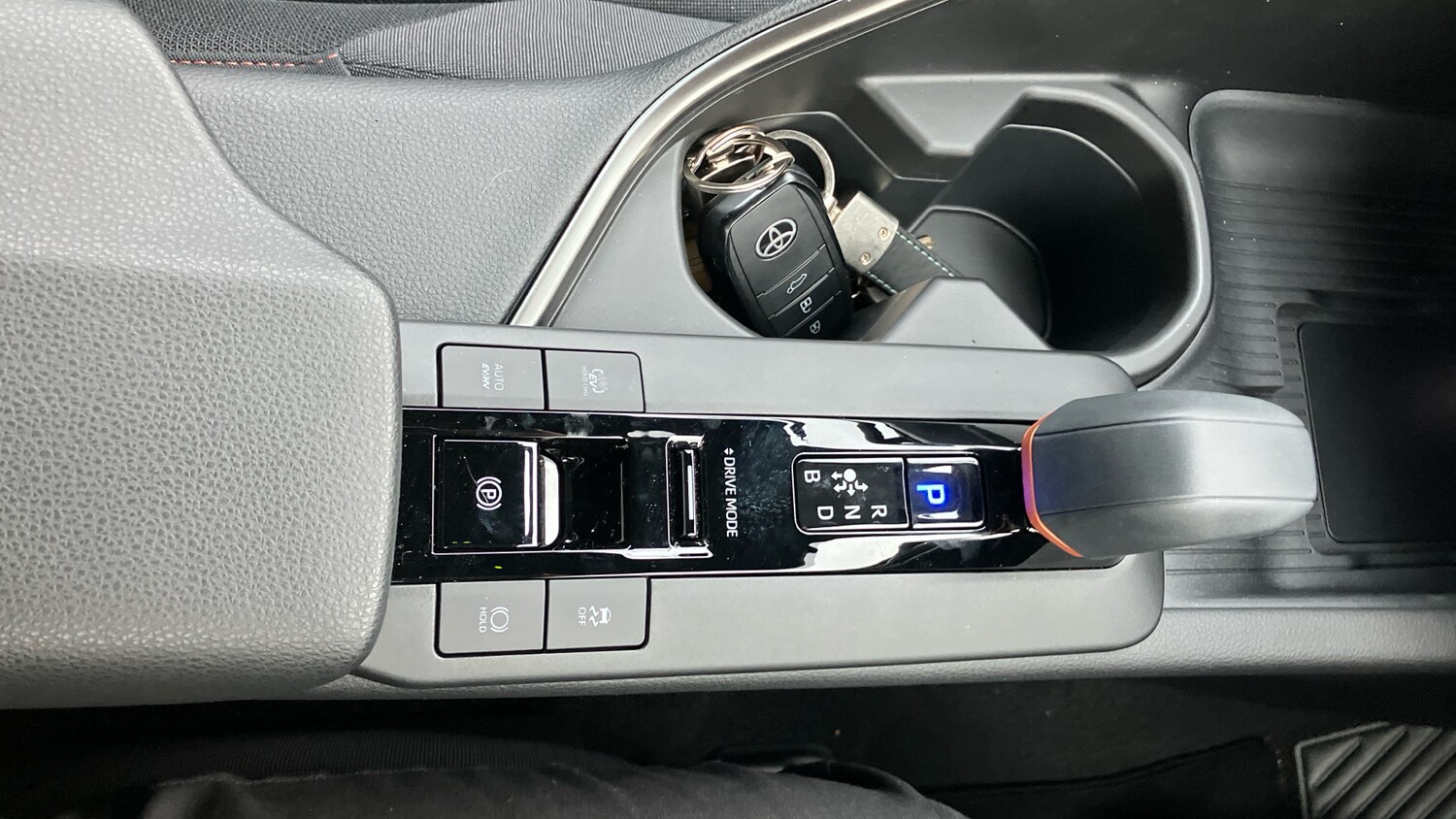 Used Toyota C-HR 2025 for sale - 77760497: Photo 49