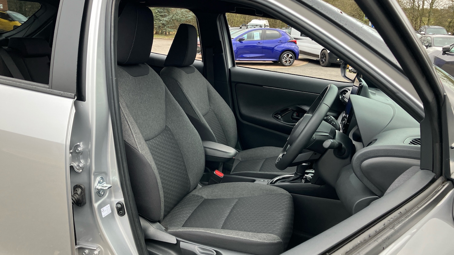 Used Toyota Yaris Cross 2025 for sale - 77568296: Photo 36