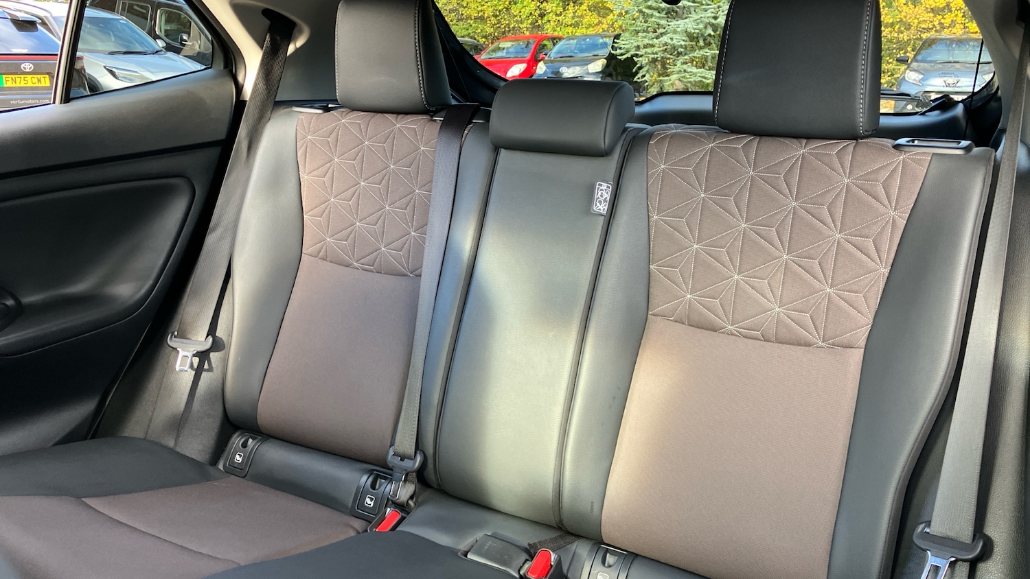 Used Toyota Yaris Cross 2022 for sale - 76682285: Photo 20