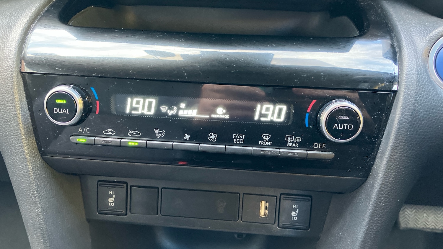 Used Toyota Yaris Cross 2022 for sale - 76682285: Photo 52