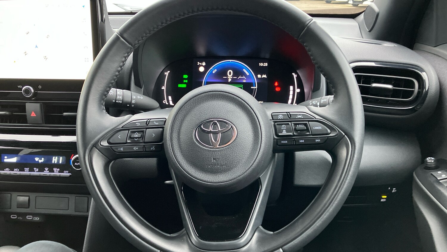 Used Toyota Yaris Cross 2025 for sale - 77493170: Photo 8