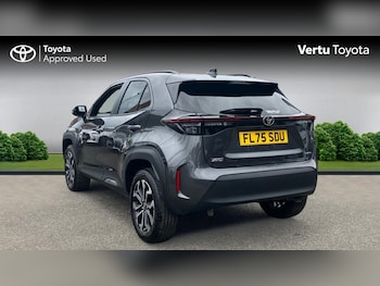 Used Toyota Yaris Cross 2025 for sale - 79004637: Photo