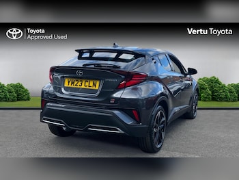 Used Toyota C-HR 2023 for sale - 79320153: Photo