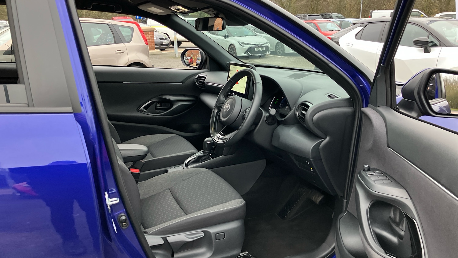 Used Toyota Yaris Cross 2025 for sale - 77516364: Photo 11