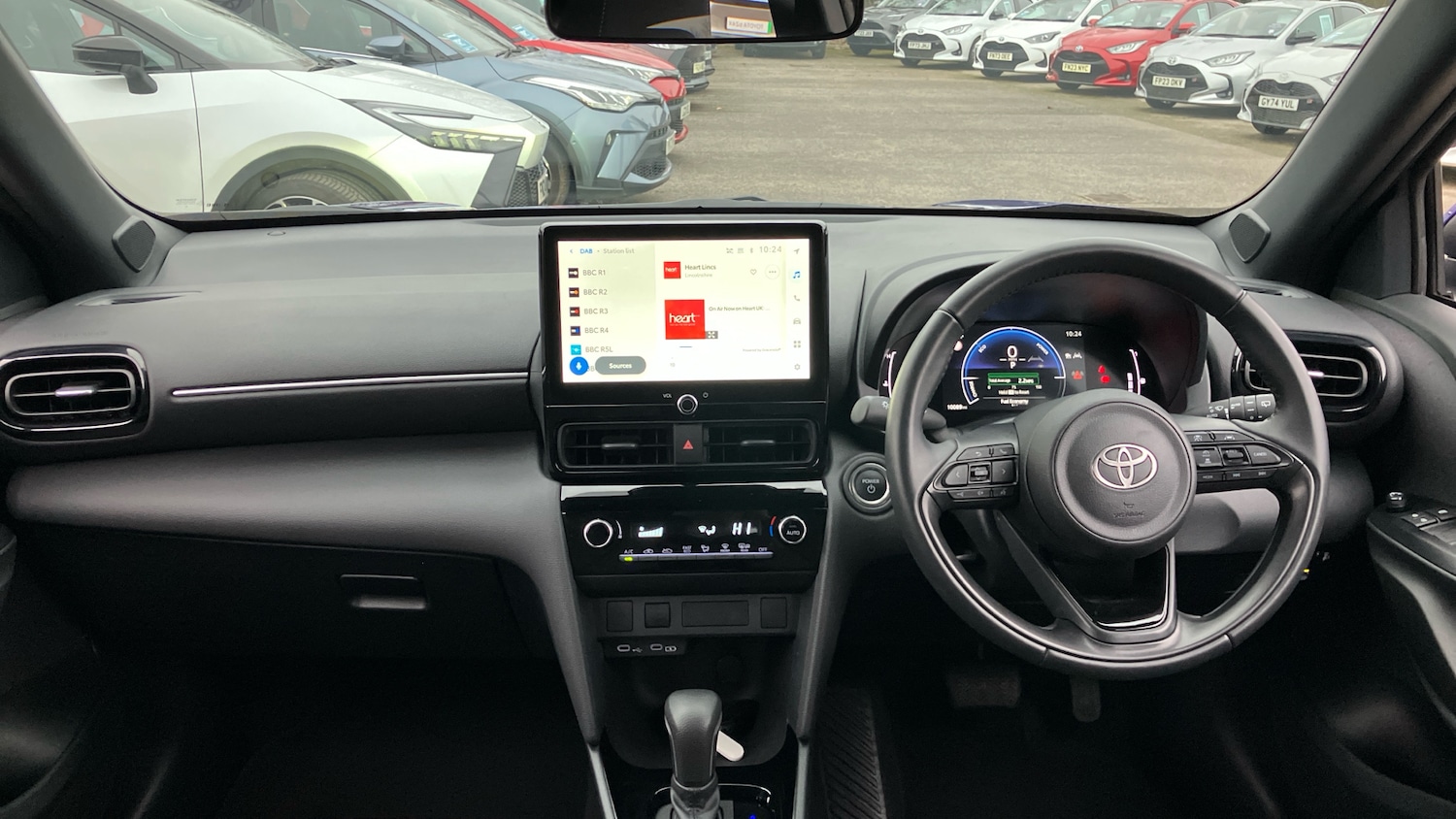 Used Toyota Yaris Cross 2025 for sale - 77516364: Photo 5