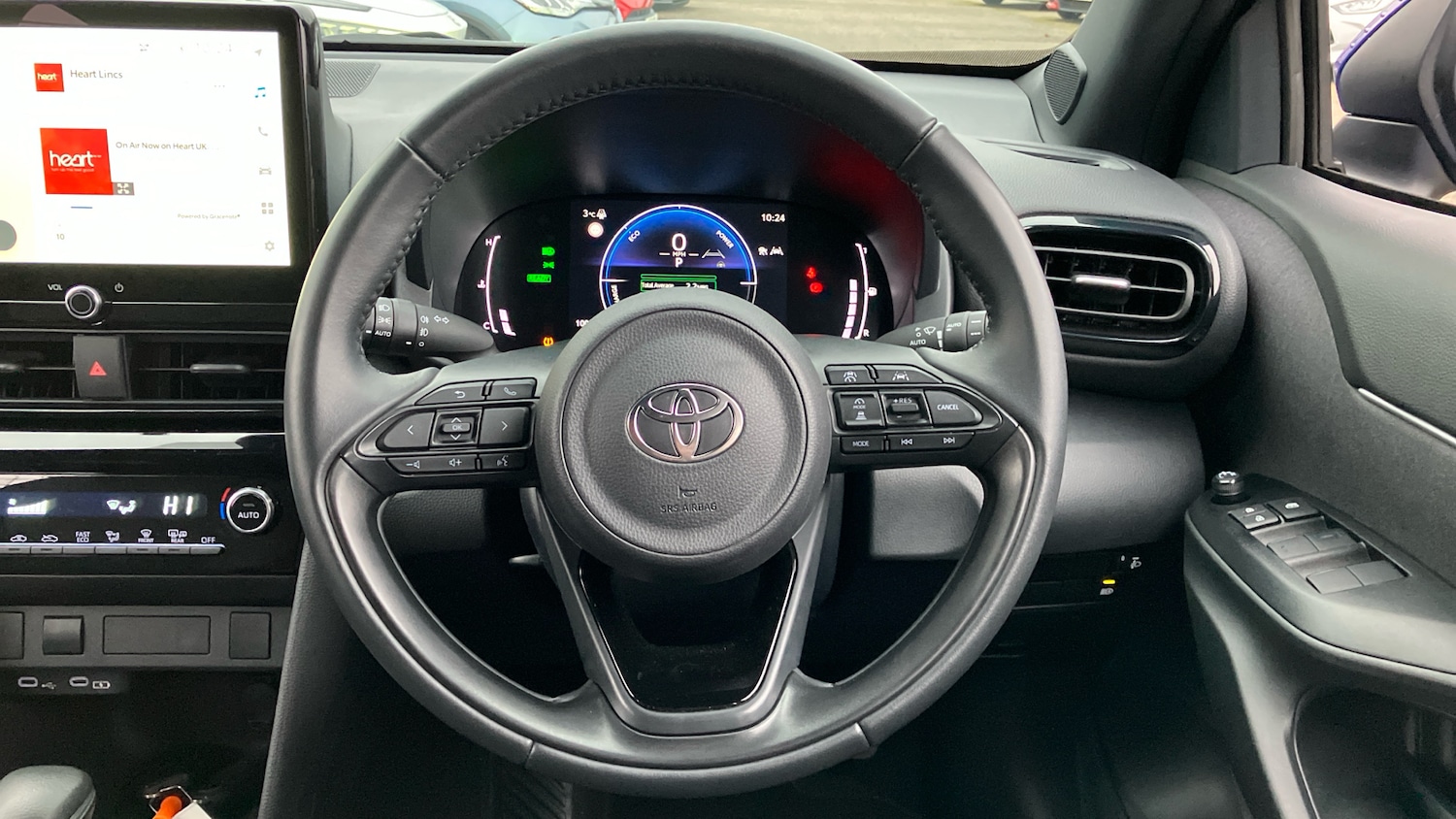 Used Toyota Yaris Cross 2025 for sale - 77516364: Photo 6