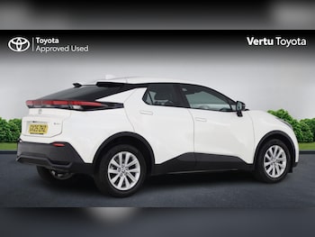 Used Toyota C-HR 2025 for sale - 79102975: Photo