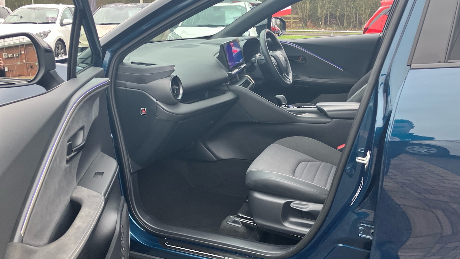 Used Toyota C-HR 2024 for sale - 77367476: Photo 10