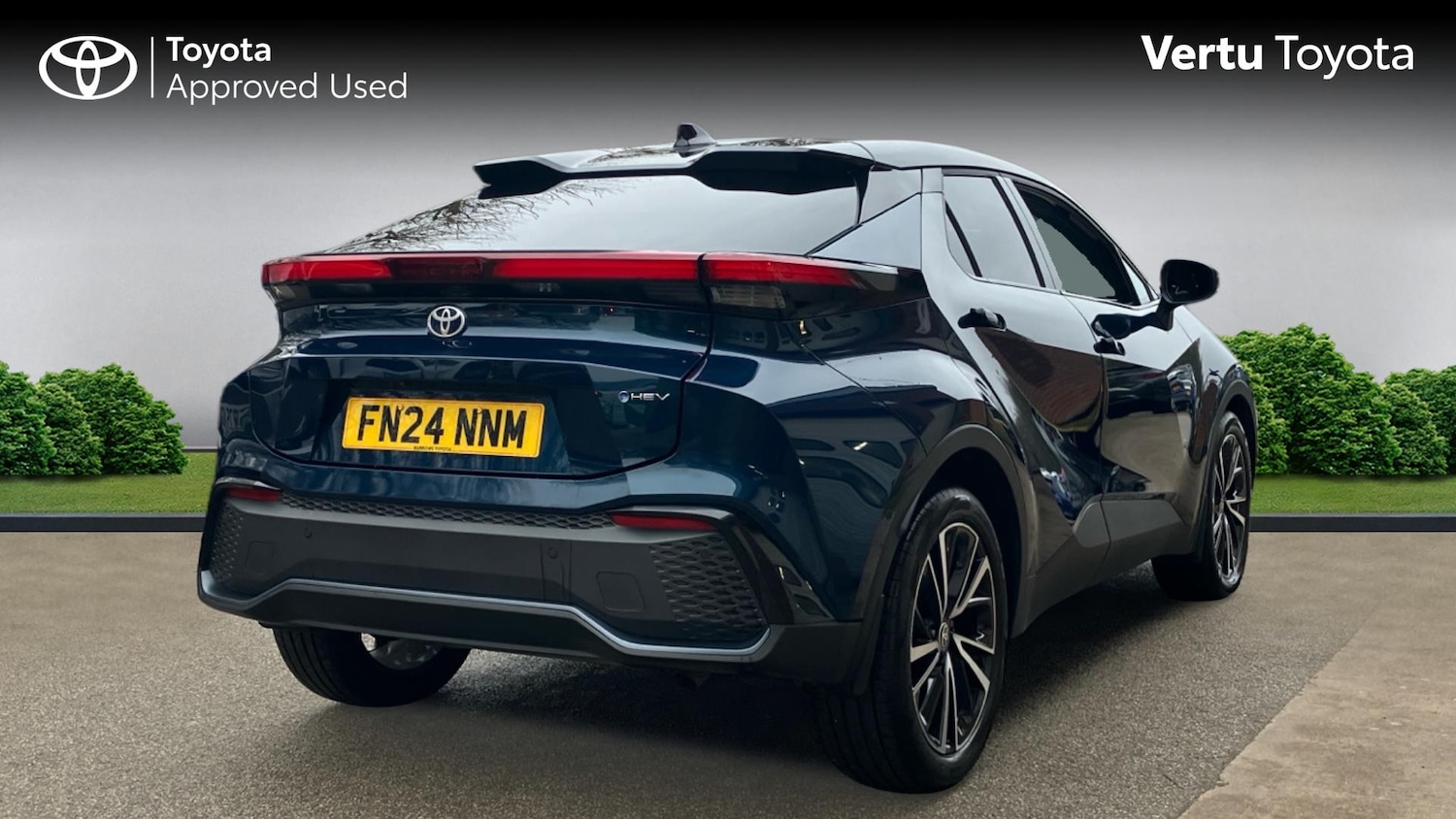 Used Toyota C-HR 2024 for sale - 77367476: Photo 2