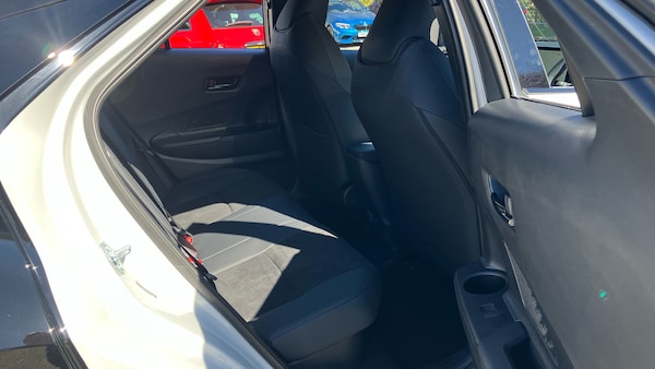 Used Toyota C-HR 2025 for sale - 76236565: Photo 12
