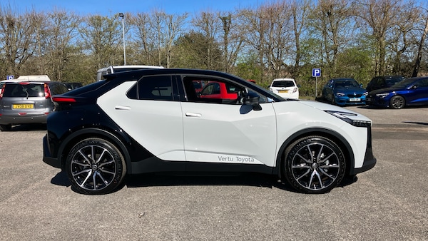 Used Toyota C-HR 2025 for sale - 76236565: Photo 16