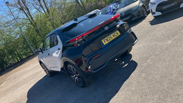 Used Toyota C-HR 2025 for sale - 76236565: Photo 31
