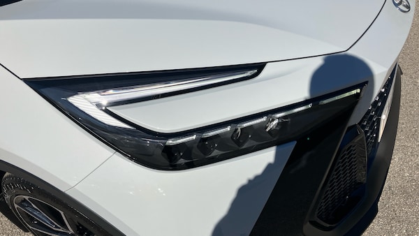 Used Toyota C-HR 2025 for sale - 76236565: Photo 33