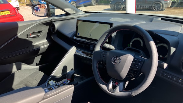 Used Toyota C-HR 2025 for sale - 76236565: Photo 40