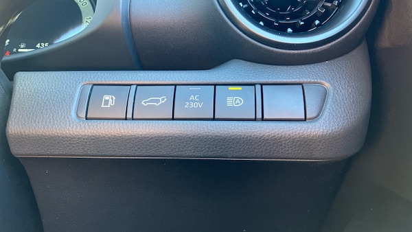 Used Toyota C-HR 2025 for sale - 76236565: Photo 48