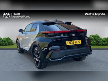 Used Toyota C-HR 2025 for sale - 76236565: Photo 4