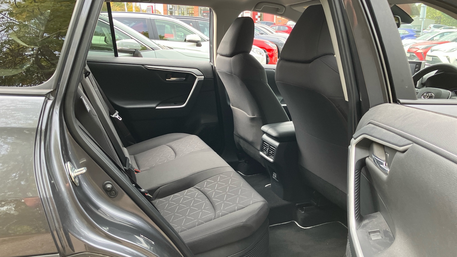 Used Toyota RAV4 2022 for sale - 76319532: Photo 12