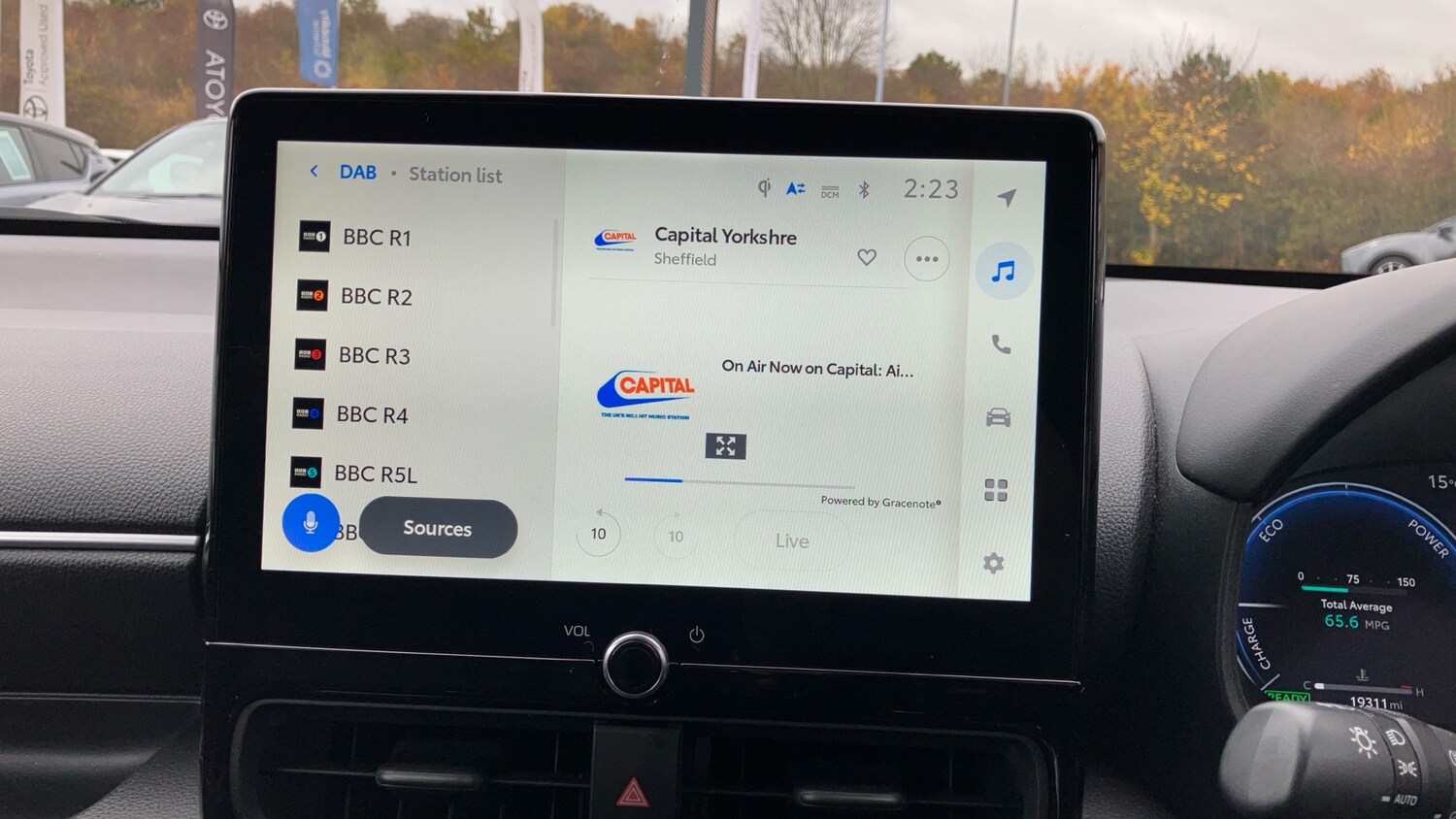 Used Toyota Yaris 2024 for sale - 76413230: Photo 26