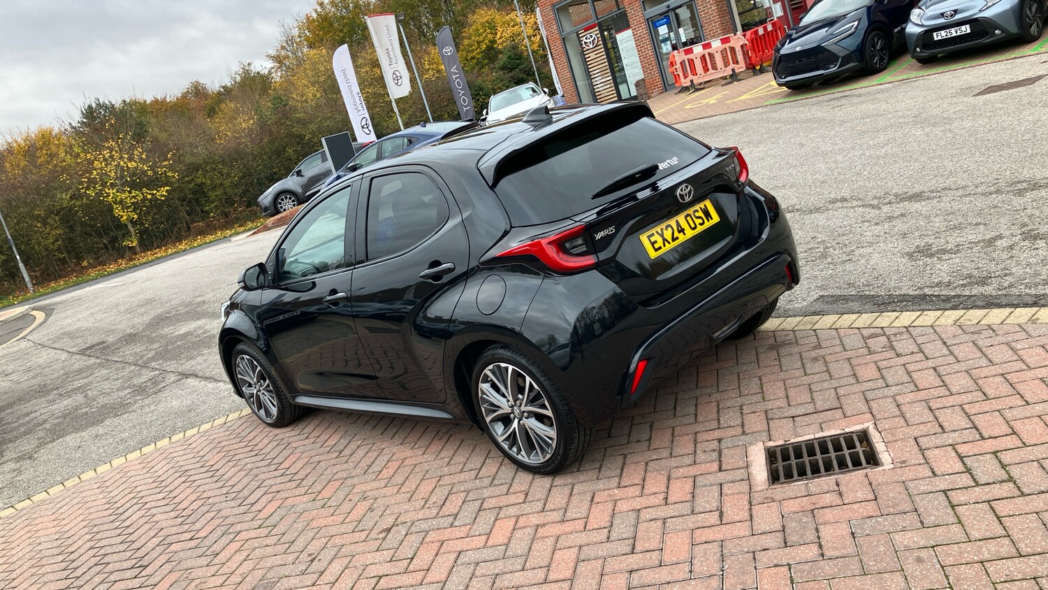 Used Toyota Yaris 2024 for sale - 76413230: Photo 30