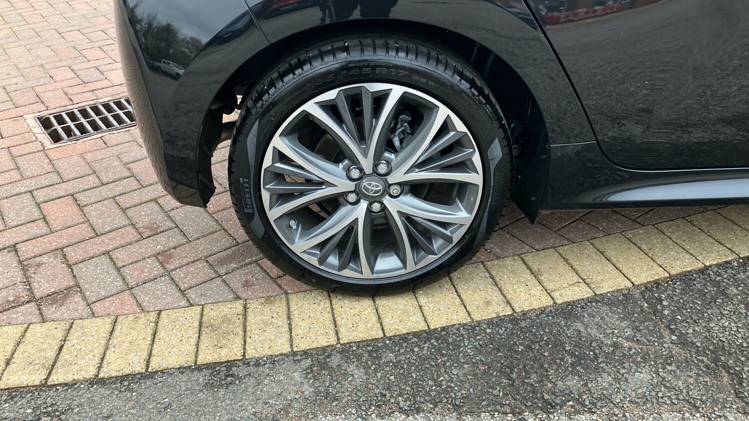 Used Toyota Yaris 2024 for sale - 76413230: Photo 34