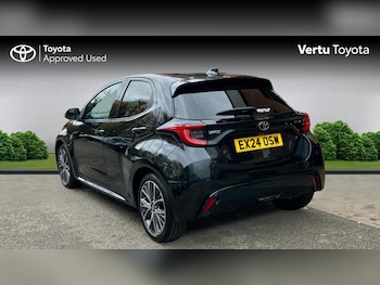 Used Toyota Yaris 2024 for sale - 76413230: Photo